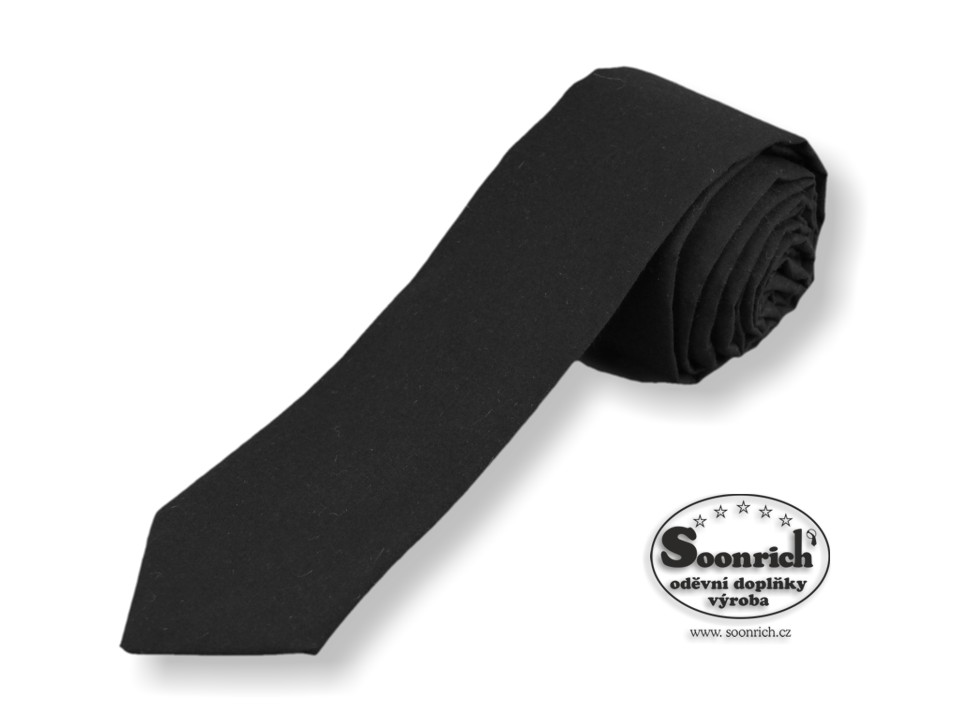 kravata èerná z bavlny